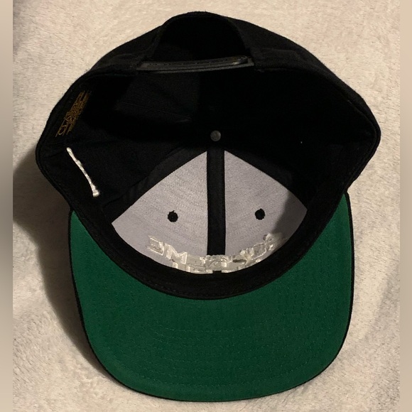 Married to the Mob Supreme B**** Flatbill hat - Picture 5 of 6